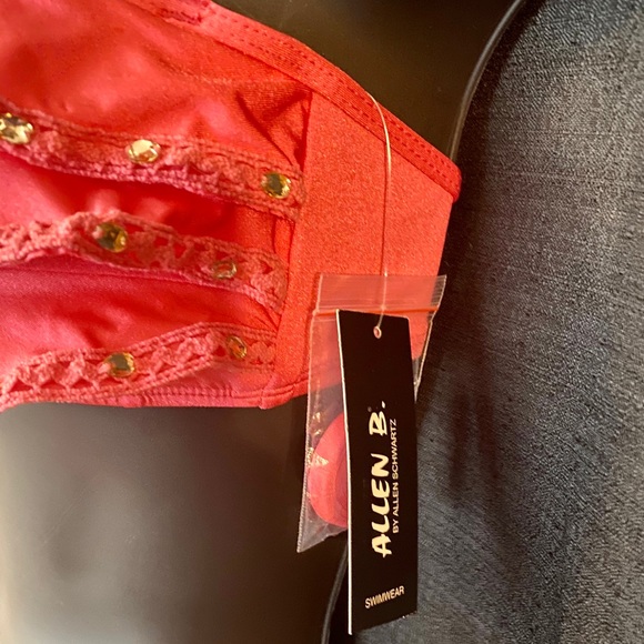 👙Allen B. Ruffle Bikini👙 - Picture 3 of 5